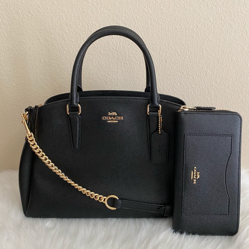 Coach purse and wallet set